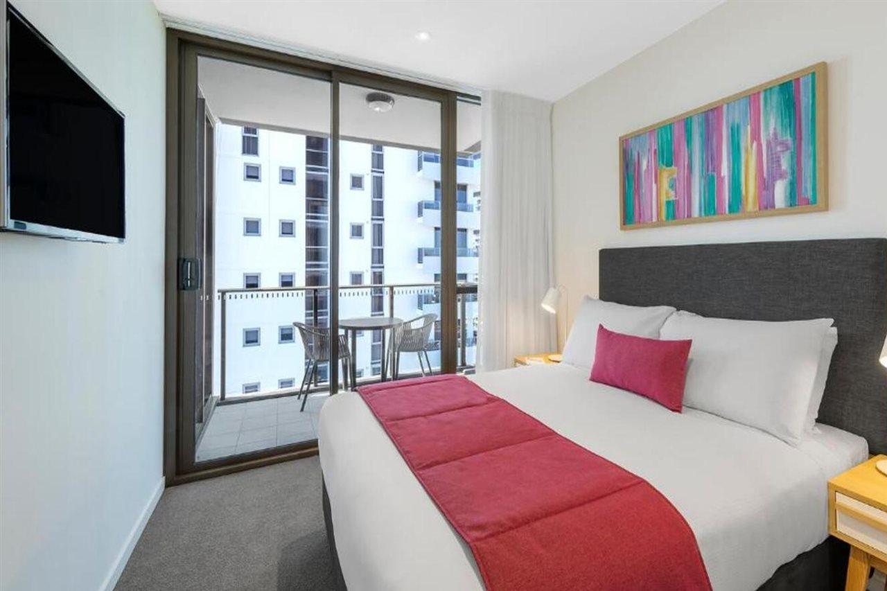Avani Broadbeach Residences Голд-Кост Экстерьер фото
